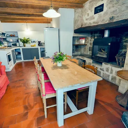 Le Domaine Du Fayet Bed and Breakfast Sanilhac  Buitenkant foto